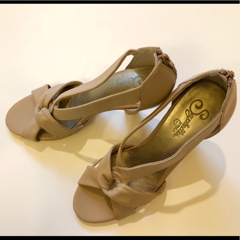 💗NEW! Seychelles heels